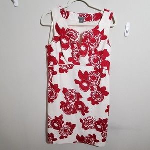 Ann Taylor red roses boat neck textured sheath‎ classic floral dress size 8